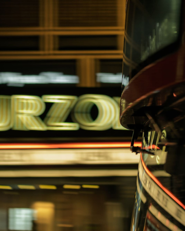 Curzon bus